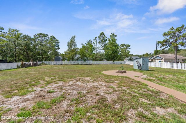 12026 Penguin Avenue, Brooksville, FL 34614
