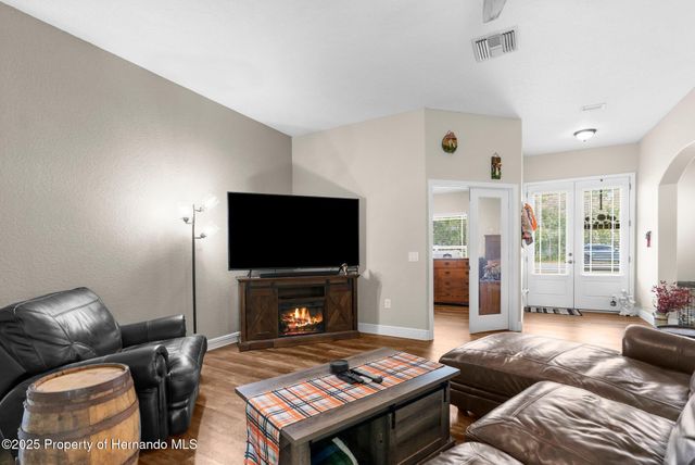 12026 Penguin Avenue, Brooksville, FL 34614