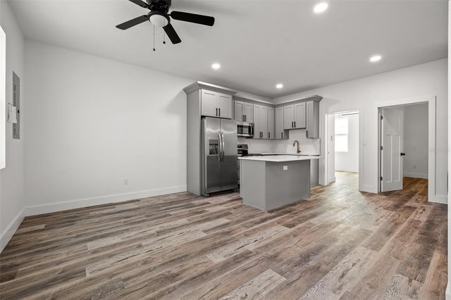 2830 2ND AVENUE N 2, St Petersburg, FL 33713