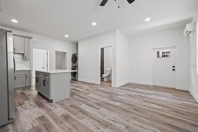 2830 2ND AVENUE N 2, St Petersburg, FL 33713