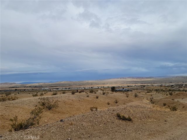 4 P Street, Barstow, CA 92311