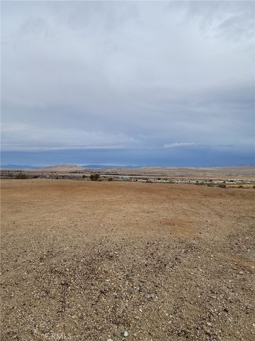4 P Street, Barstow, CA 92311
