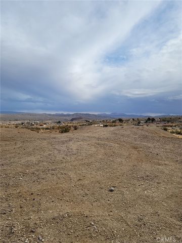 4 P Street, Barstow, CA 92311