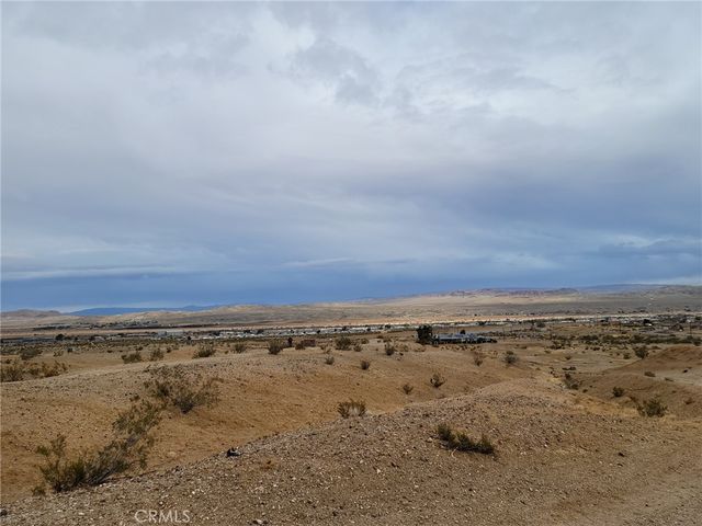 4 P Street, Barstow, CA 92311