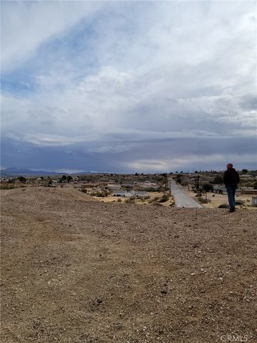 4 P Street, Barstow, CA 92311