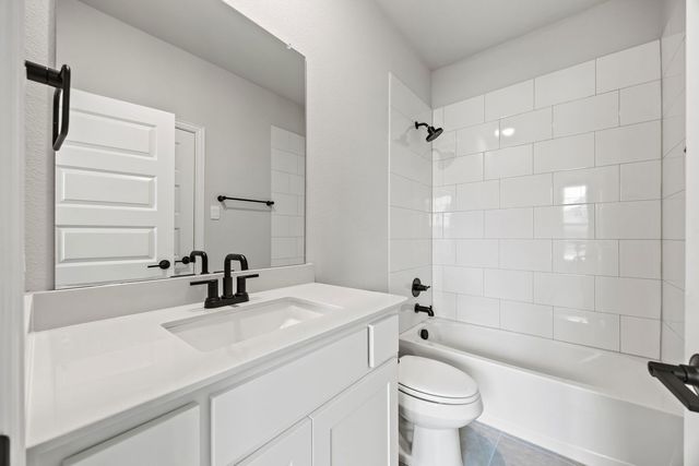 1507 Red Clover Avenue, Van Alstyne, TX 75495