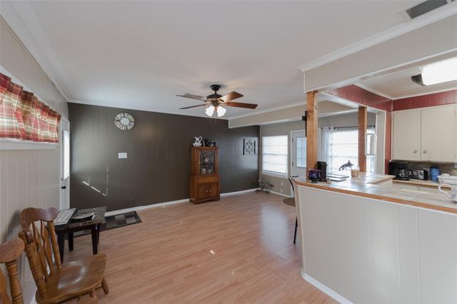 221 W Burton Street, Sherman, TX 75092