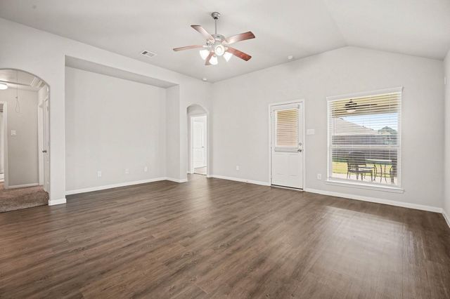 8817 Voyager Drive, Texas City, TX 77591