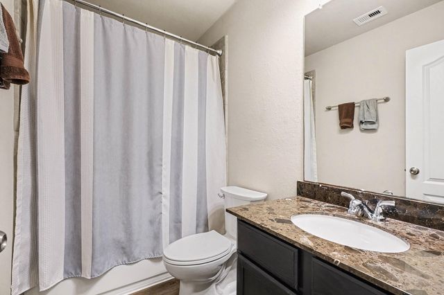 8817 Voyager Drive, Texas City, TX 77591