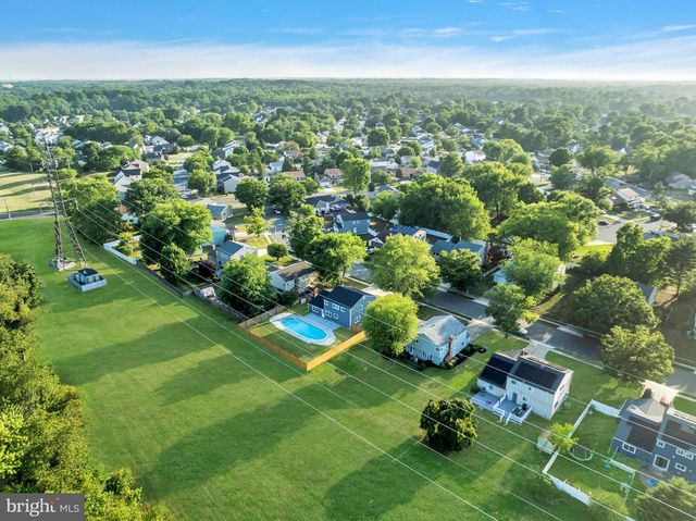 719 CRESTBROOK AVE, Cherry Hill, NJ 08003