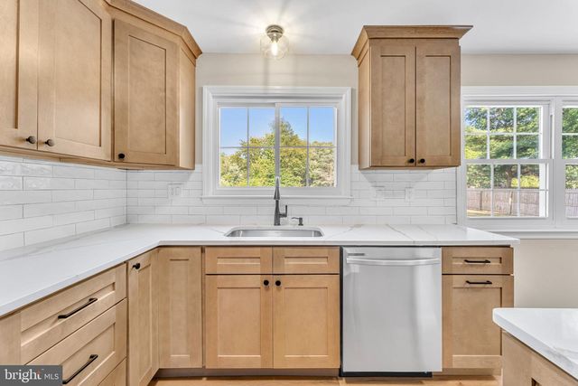 719 CRESTBROOK AVE, Cherry Hill, NJ 08003