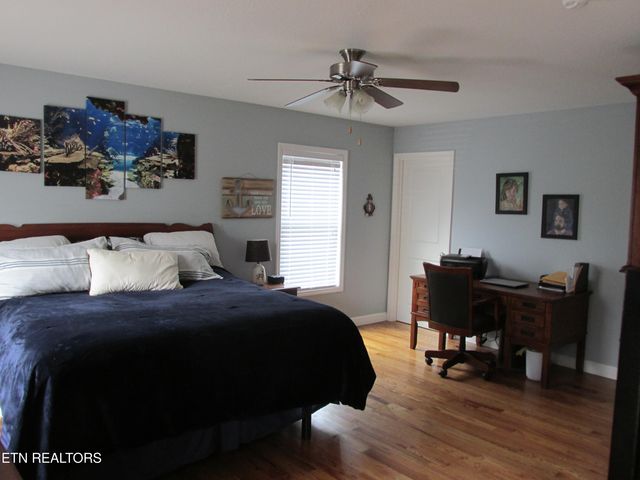 300 Tennessee Ave, Greenback, TN 37742