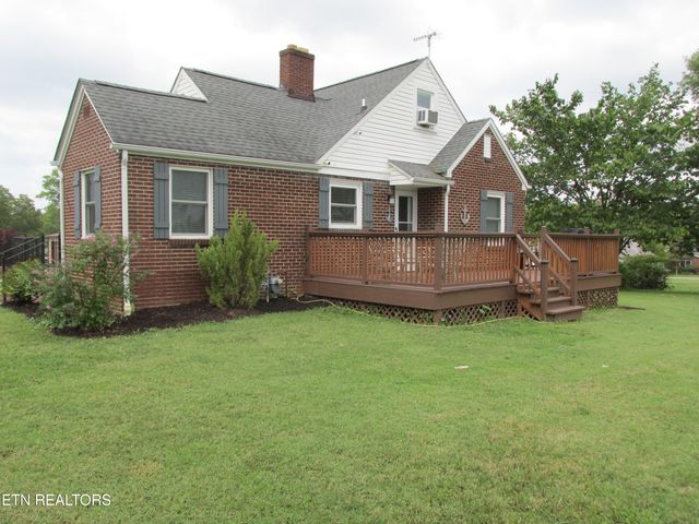300 Tennessee Ave, Greenback, TN 37742