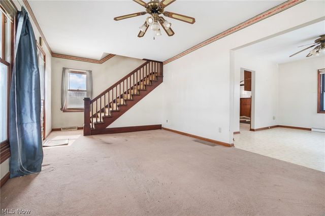 7705 Ravenna Avenue, Louisville, OH 44641