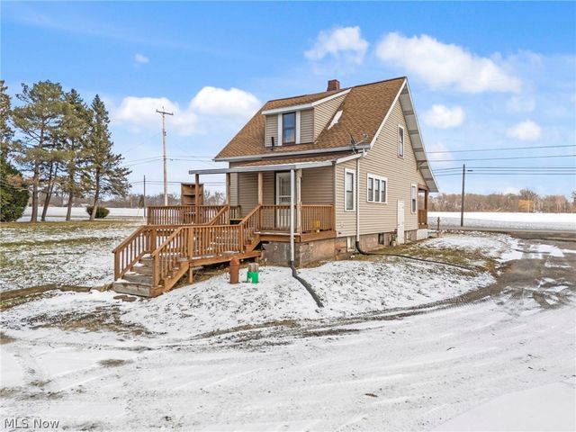 7705 Ravenna Avenue, Louisville, OH 44641