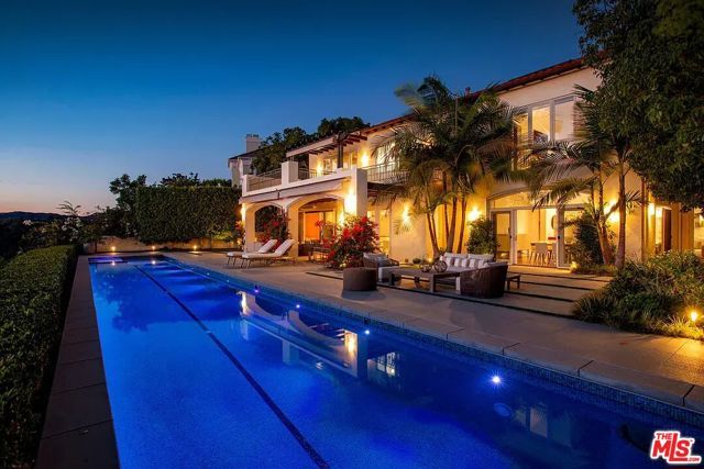 16895 Calle De Sarah, Pacific Palisades (los Angeles), CA 90272