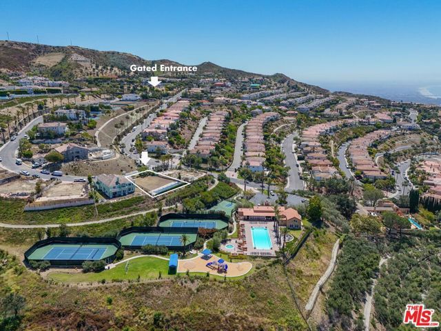 16895 Calle De Sarah, Pacific Palisades (los Angeles), CA 90272