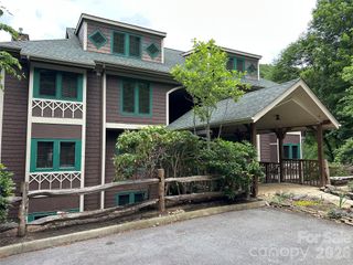 222 Creekside Way D/101, Burnsville, NC 28714