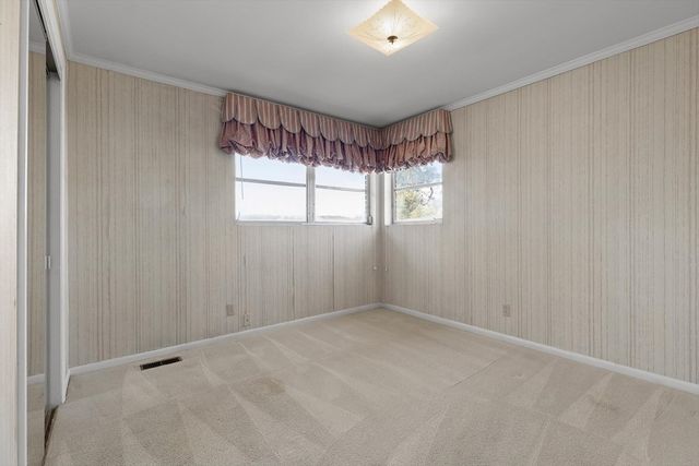 306 Robinwood Dr, Dalton, GA 30721