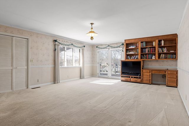 306 Robinwood Dr, Dalton, GA 30721