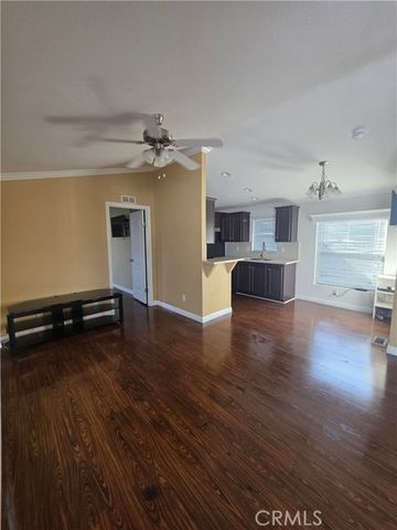 812 N Loren Avenue 18, Azusa, CA 91702