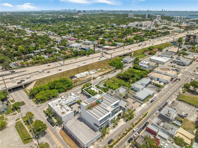 272 NW 37th St, Miami, FL 33127