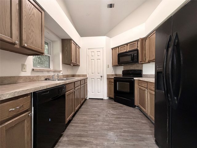 1334 Mimosa Lane, Lewisville, TX 75077