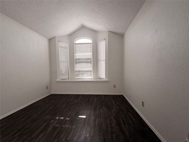 1334 Mimosa Lane, Lewisville, TX 75077