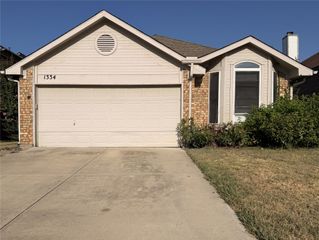 1334 Mimosa Lane, Lewisville, TX 75077
