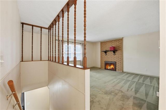 7806 NE 57th Street, Kansas City, MO 64119