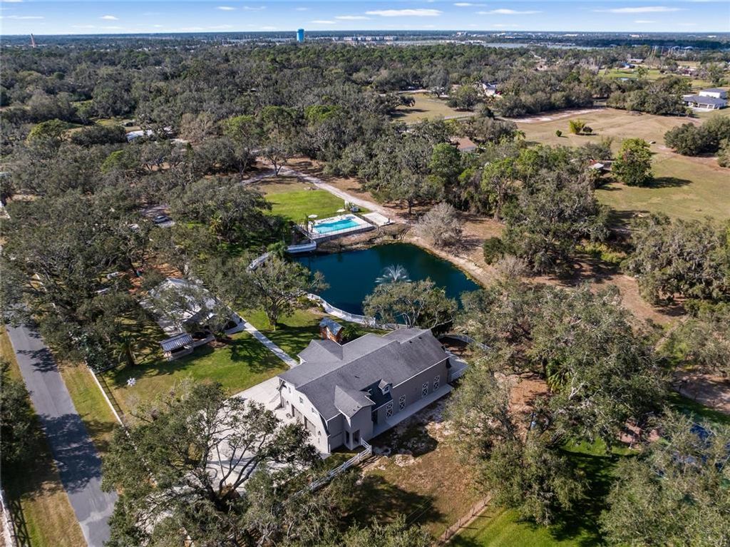 1228 WAGON WHEEL DRIVE, Sarasota, FL 34240
