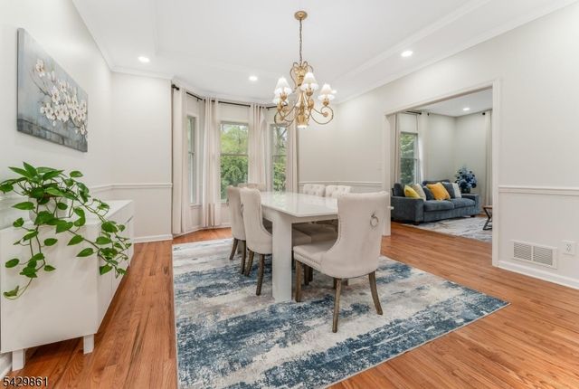37 Woodland Heights Circl, Lebanon Twp., NJ 08826