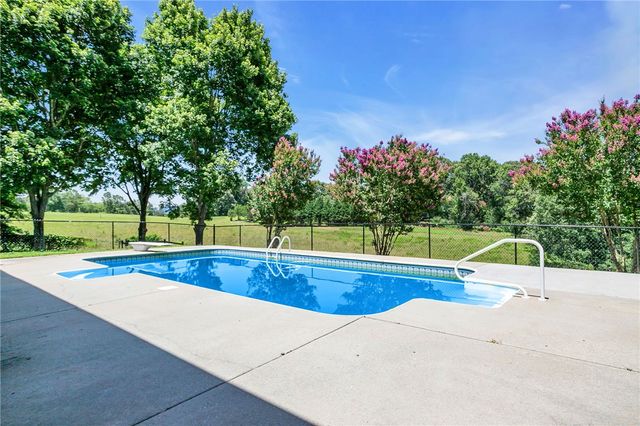 259 Winstead Road, West Union, SC 29696