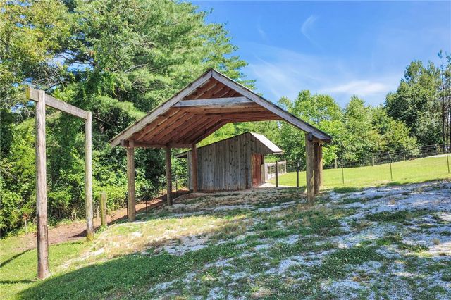 259 Winstead Road, West Union, SC 29696