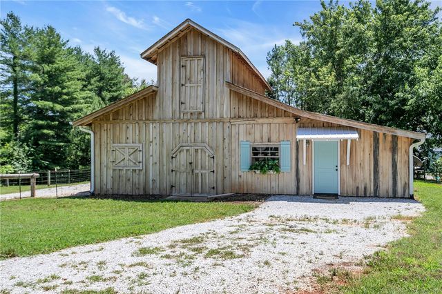 259 Winstead Road, West Union, SC 29696