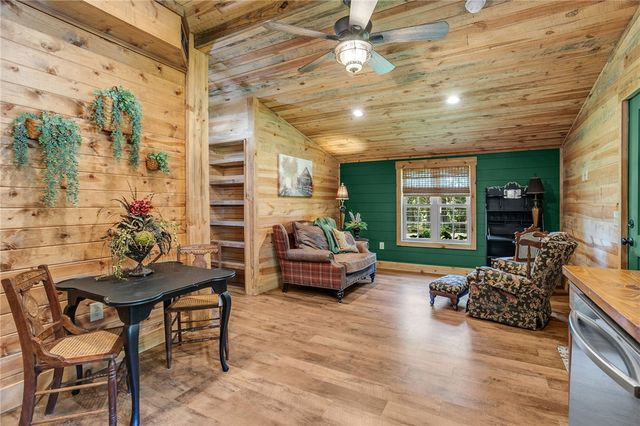 259 Winstead Road, West Union, SC 29696