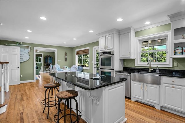 259 Winstead Road, West Union, SC 29696