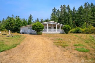 155 Airport Perimeter Way, Decatur Island, WA 98221