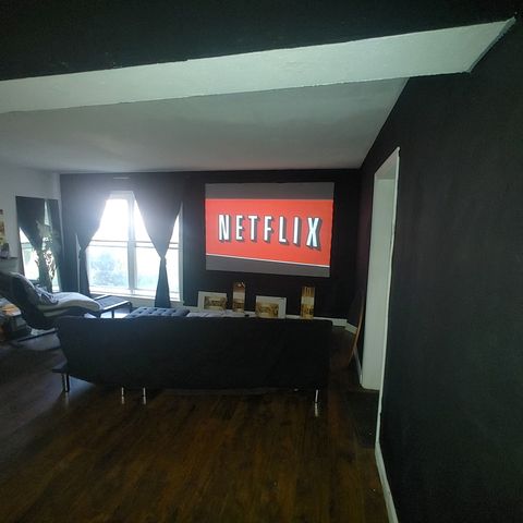 9150 S Burnside Avenue, Chicago, IL 60619