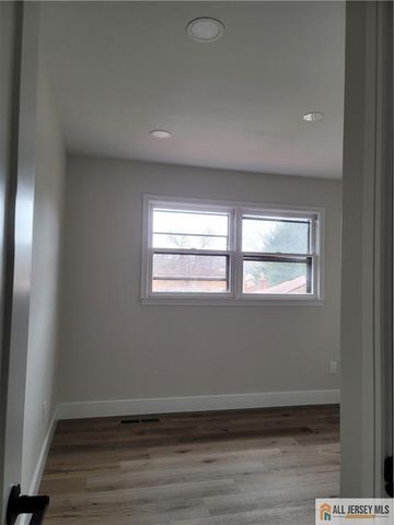 7 Cheltenham Place 707, Sayreville, NJ 08872
