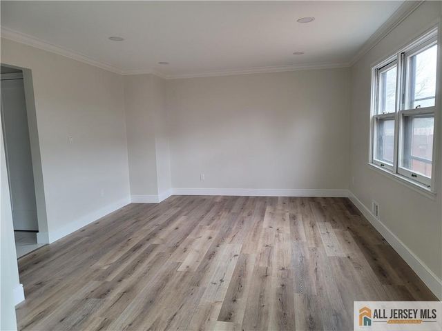 7 Cheltenham Place 707, Sayreville, NJ 08872