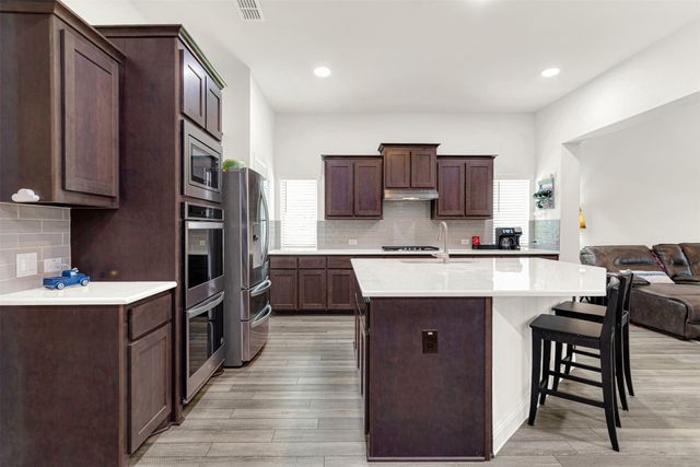 817 Amy Boulevard, Anna, TX 75409