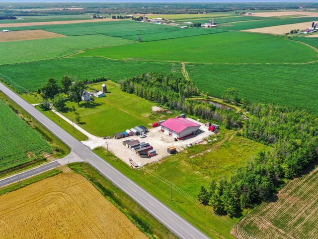 3106 E County Highway V, Mishicot, WI 54228