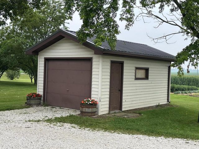 3106 E County Highway V, Mishicot, WI 54228