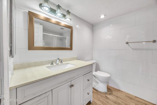 4007 W SOLAR Drive, Phoenix, AZ 85051