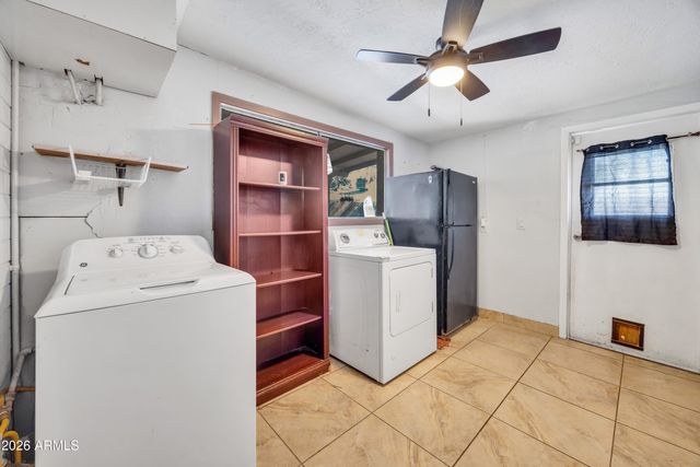 4007 W SOLAR Drive, Phoenix, AZ 85051