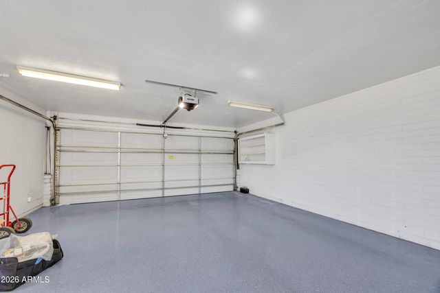 4007 W SOLAR Drive, Phoenix, AZ 85051