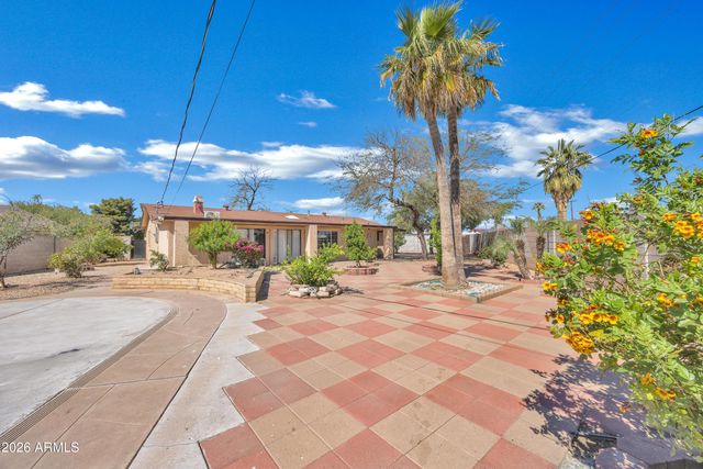 4007 W SOLAR Drive, Phoenix, AZ 85051