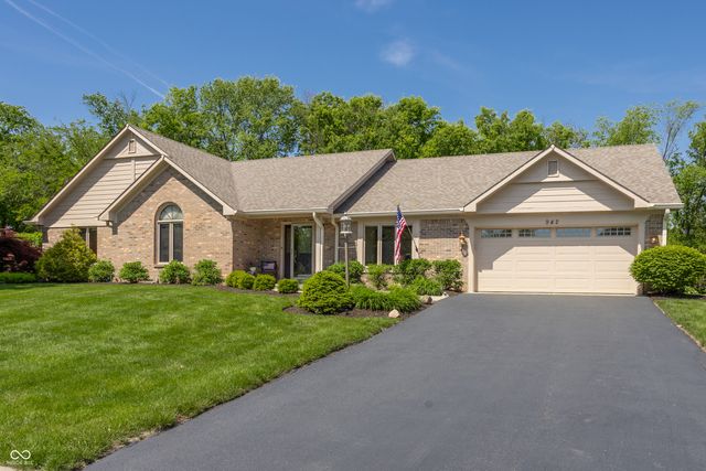 942 Arrowwood Drive, Carmel, IN 46033