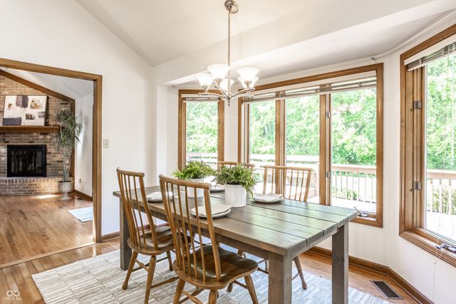 942 Arrowwood Drive, Carmel, IN 46033